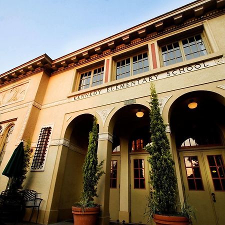 Mcmenamins Kennedy School Hotel Portland Exterior photo