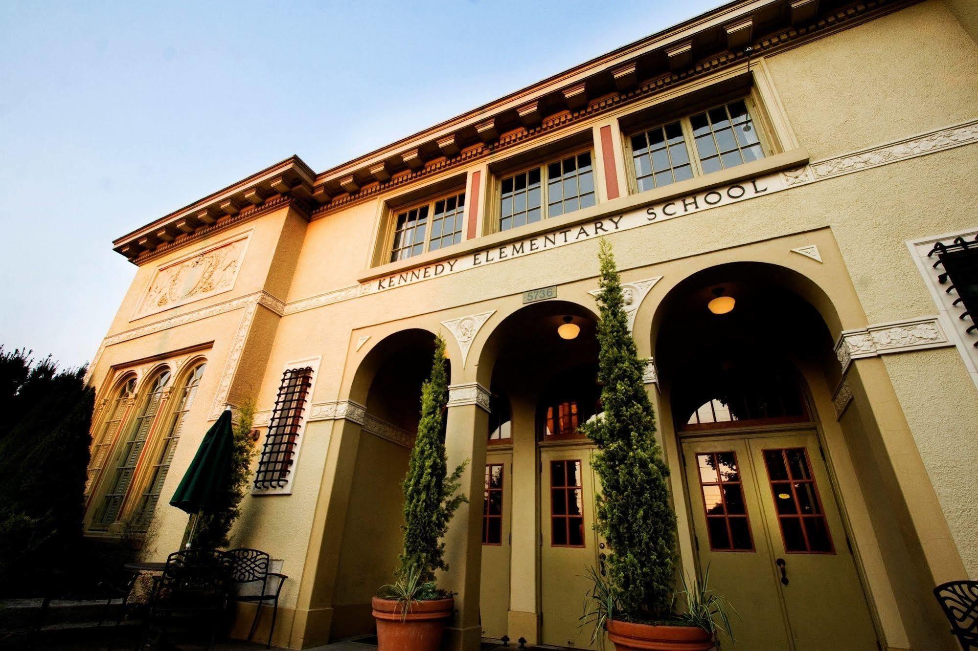 Mcmenamins Kennedy School Hotel Portland Exterior photo